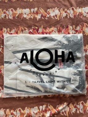 Aloha Collection Kalapana Day Tripper